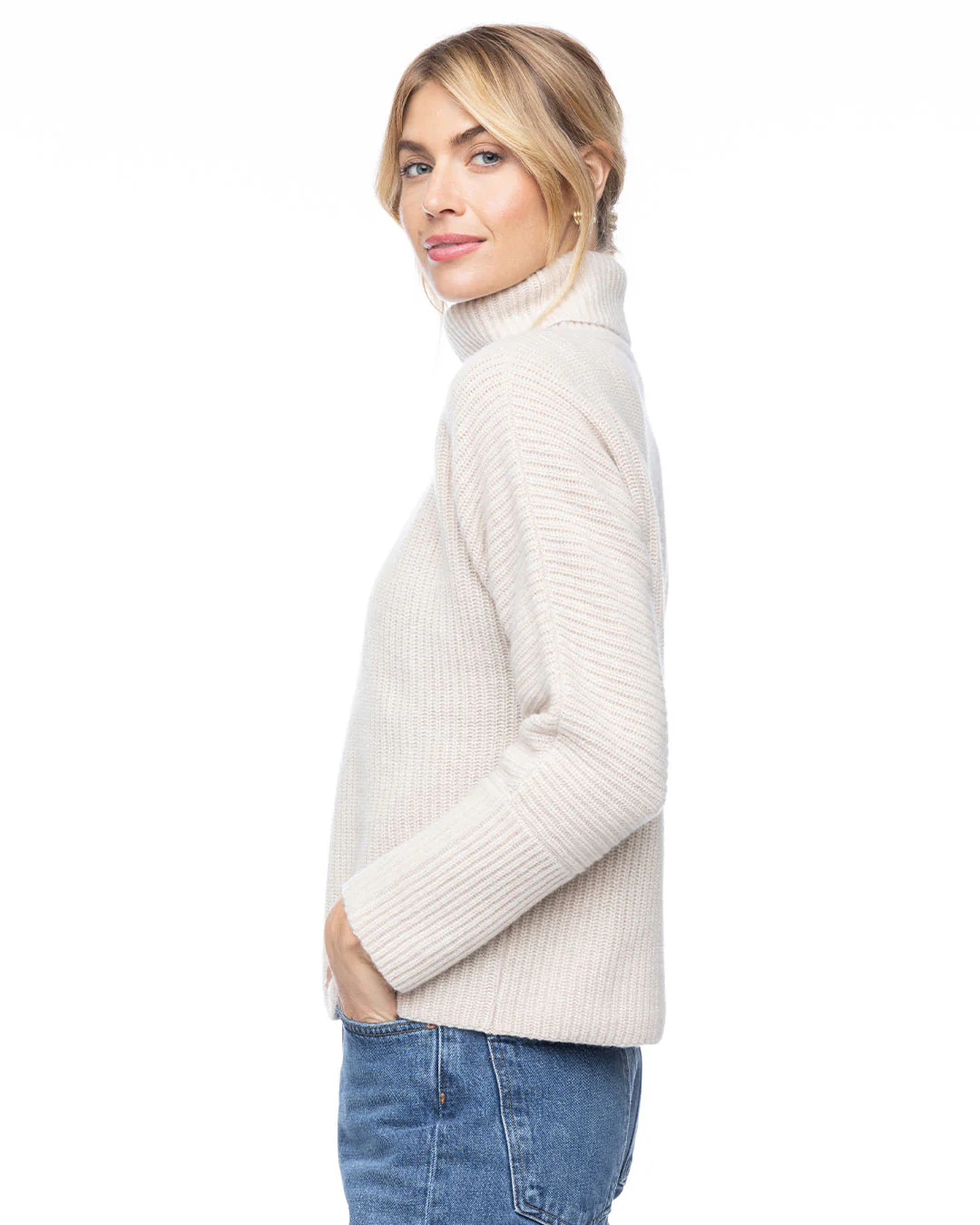 Cashmere Fisherman Turtleneck - Image 4