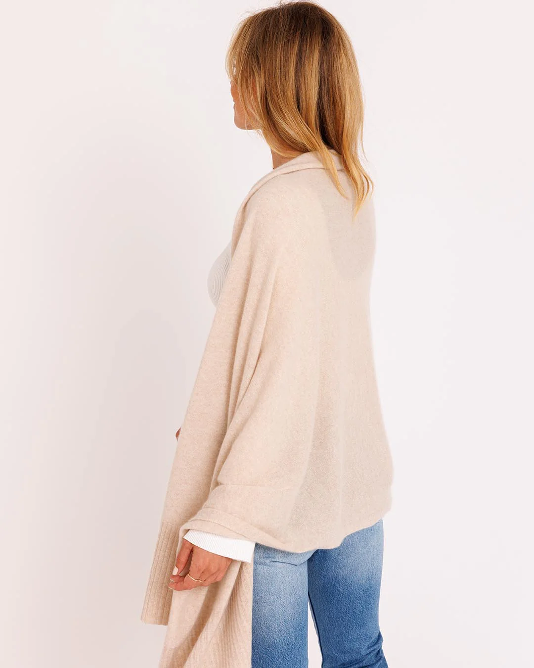 Cashmere Travel Wrap - Image 6
