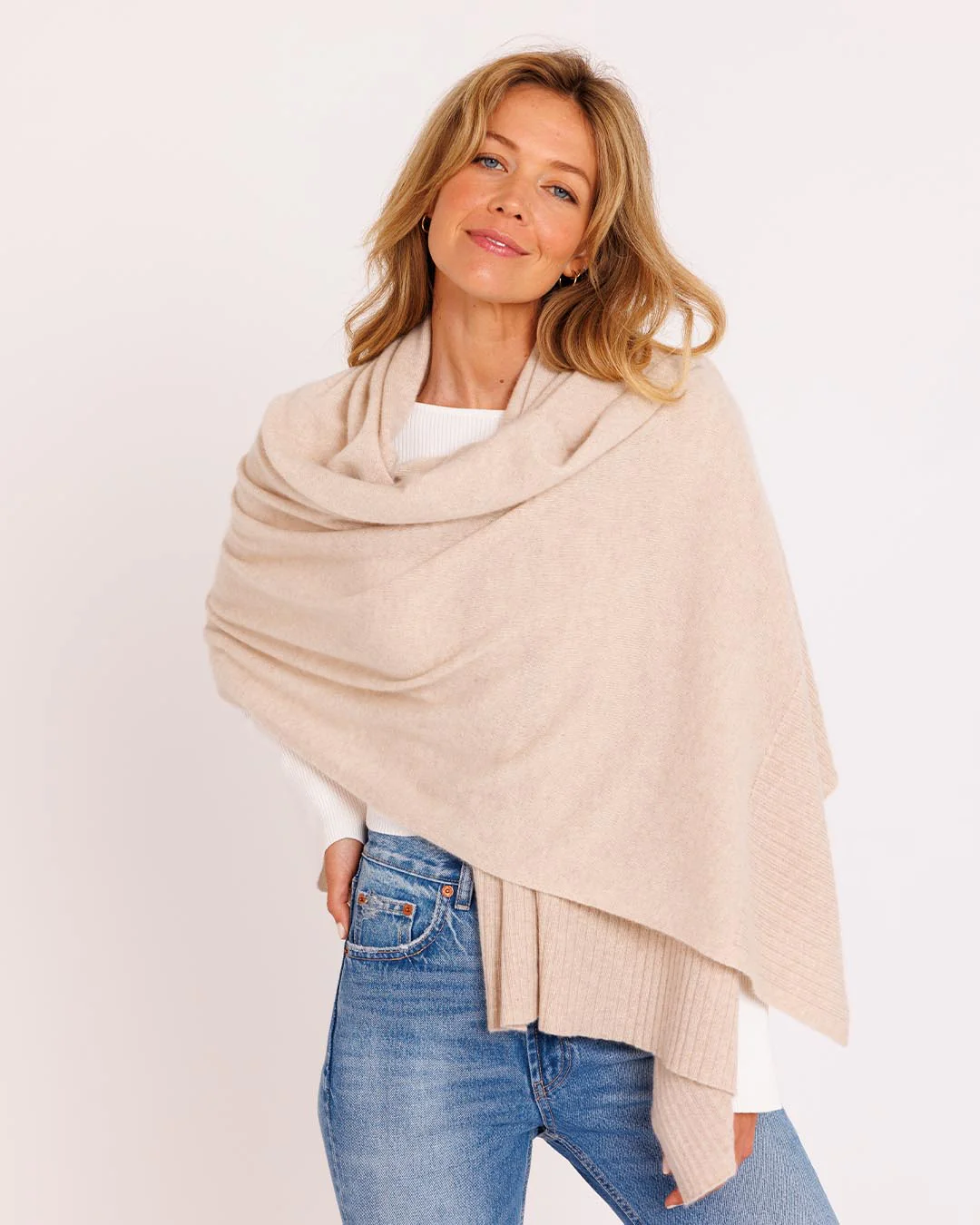 Cashmere Travel Wrap - Image 9