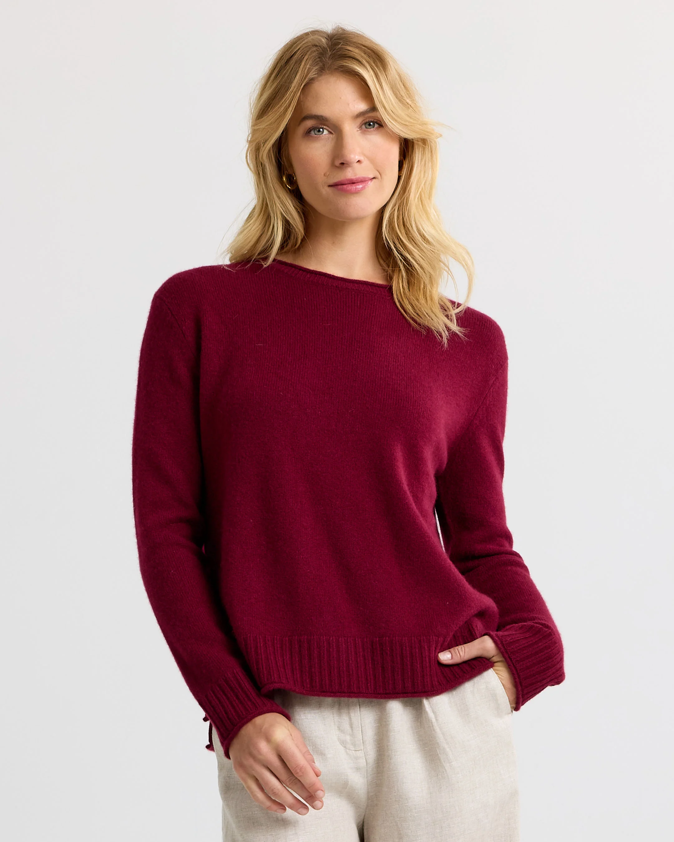 Essential Cashmere Crew - Image 2