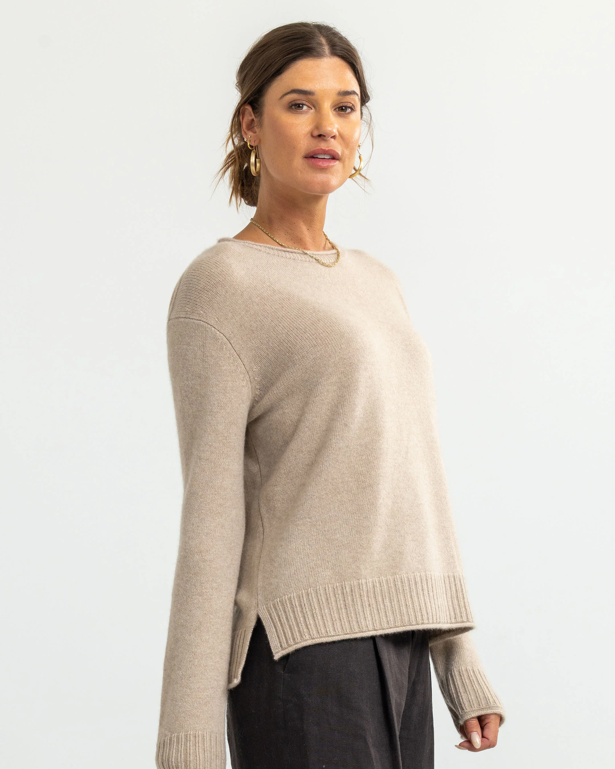 Essential Cashmere Crew - Image 16