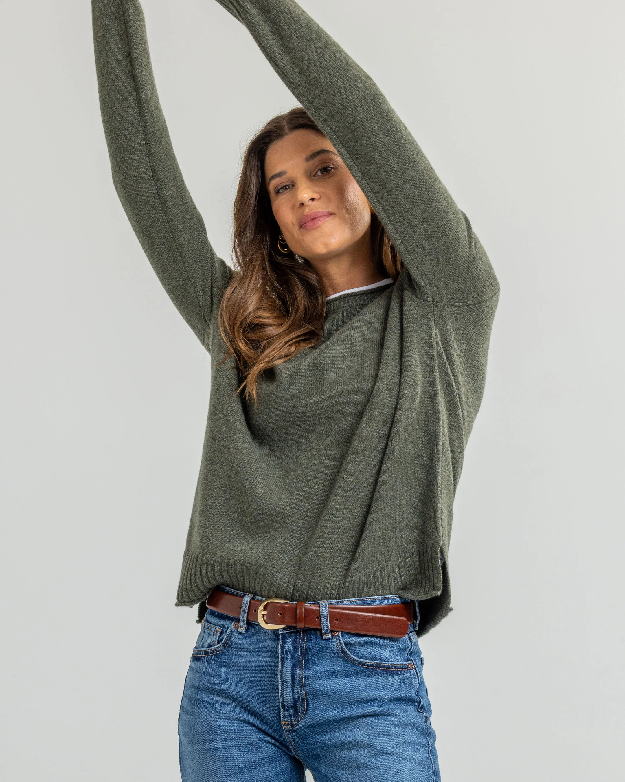 Essential Cashmere Crew - Image 16