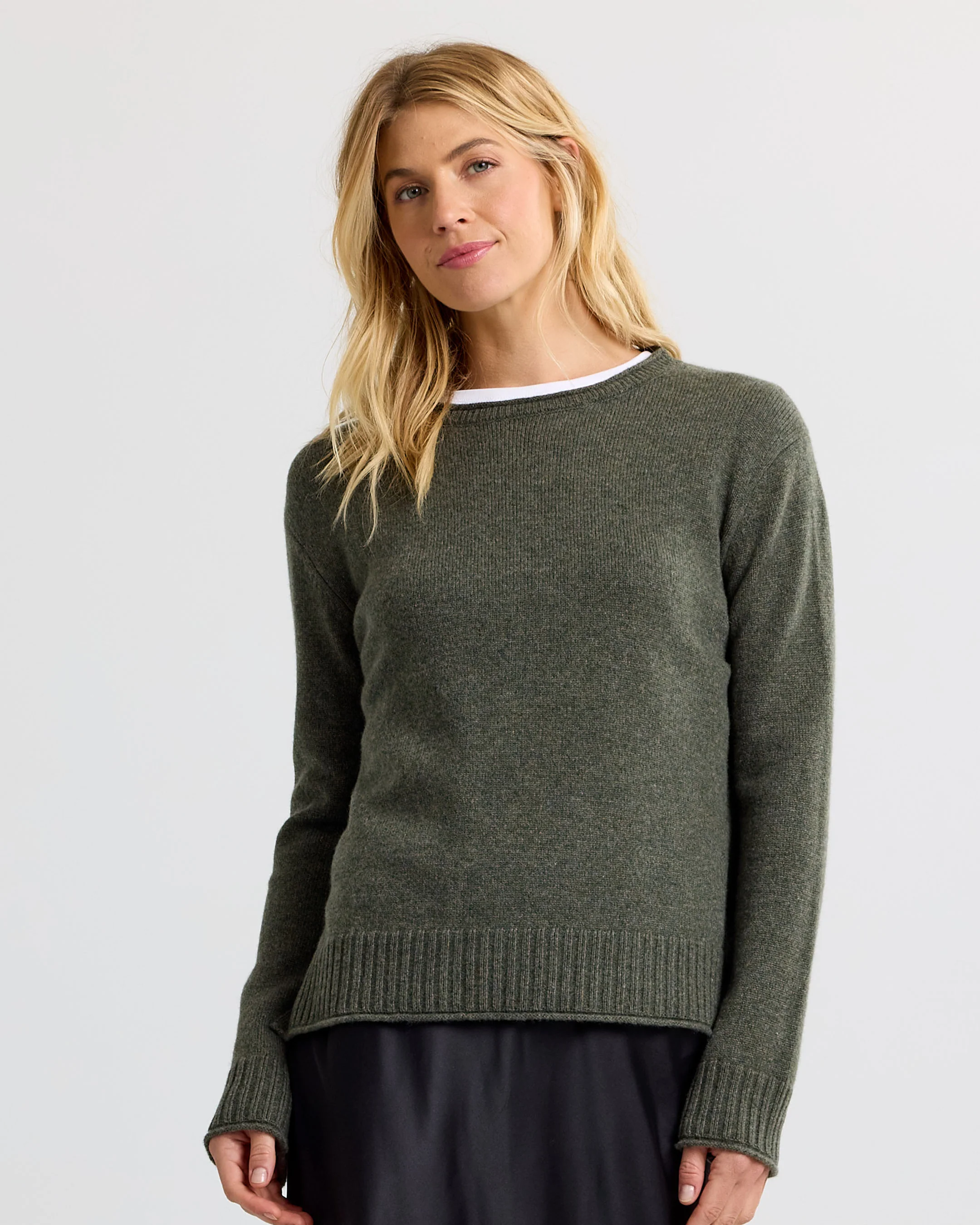 Essential Cashmere Crew - Image 4