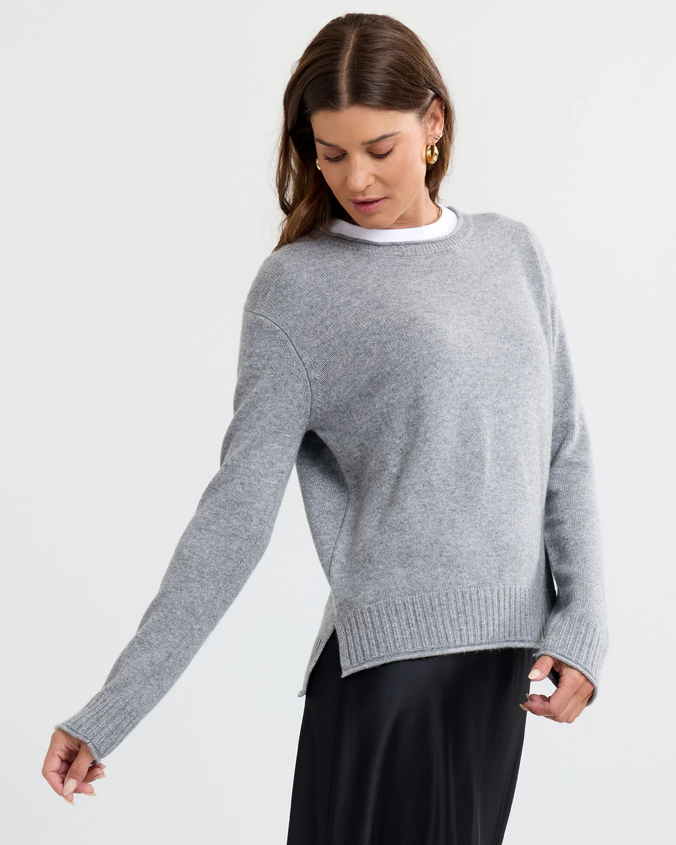 Essential Cashmere Crew - Image 11