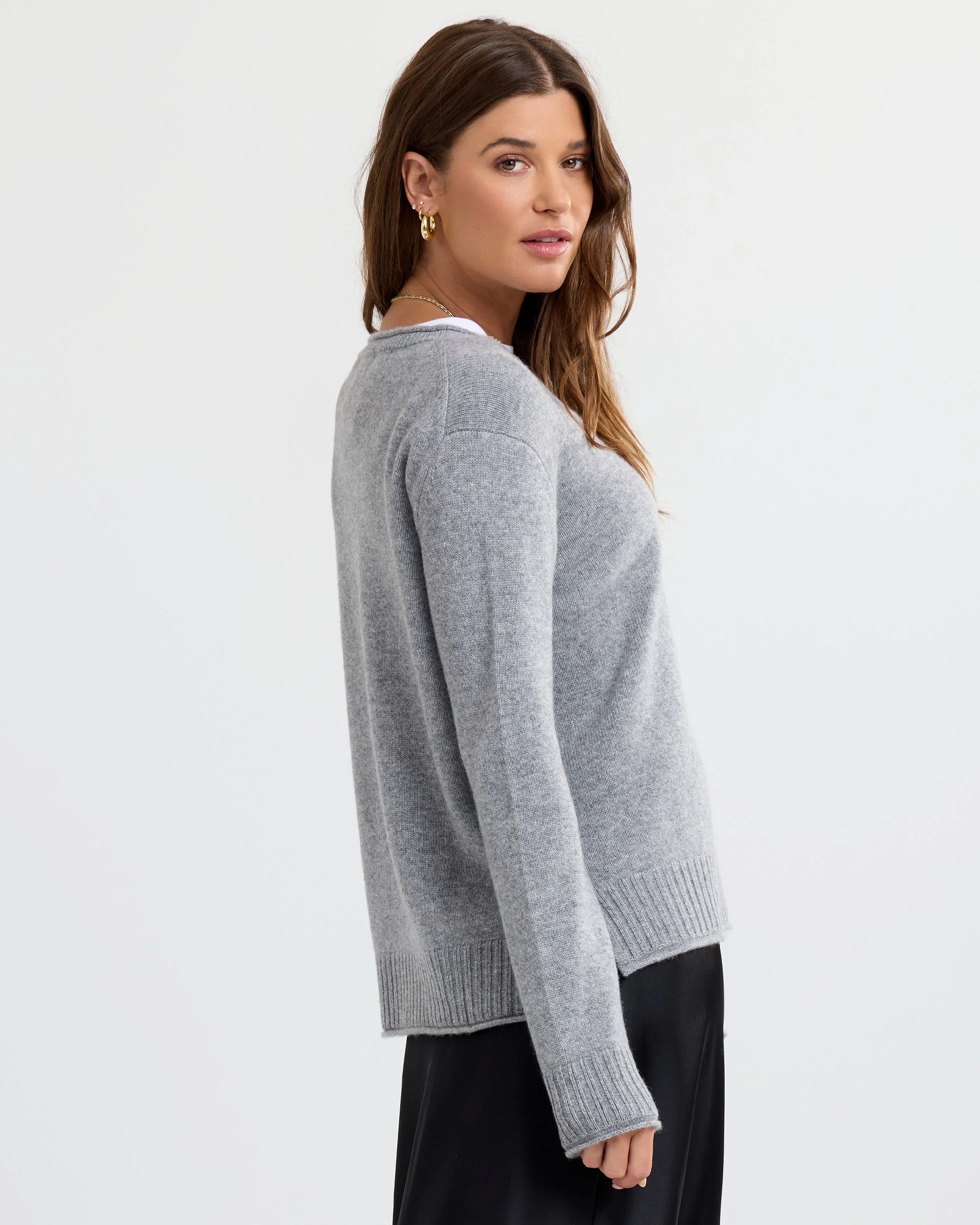 Essential Cashmere Crew - Image 6