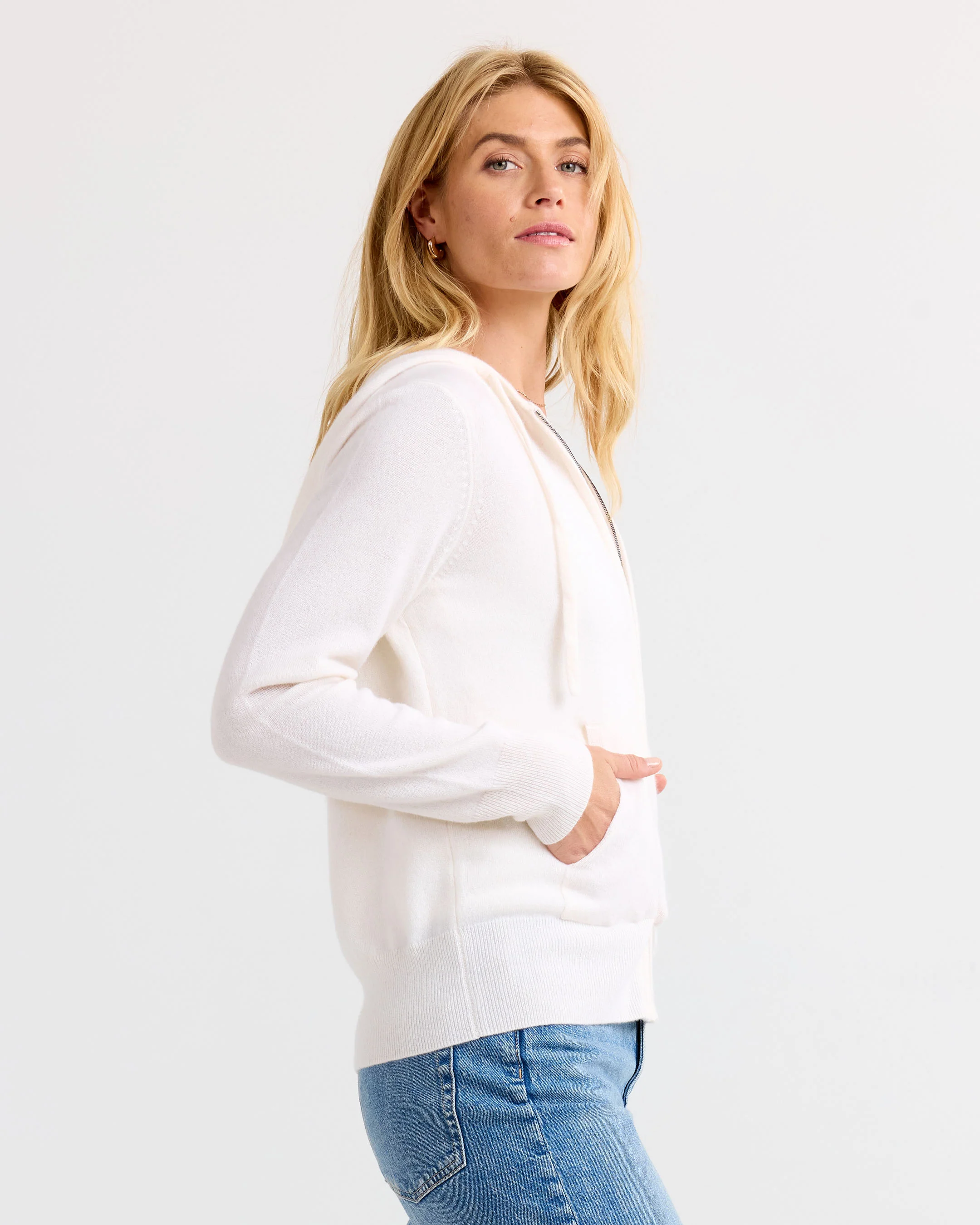 Essential Cashmere Hoodie - Image 5