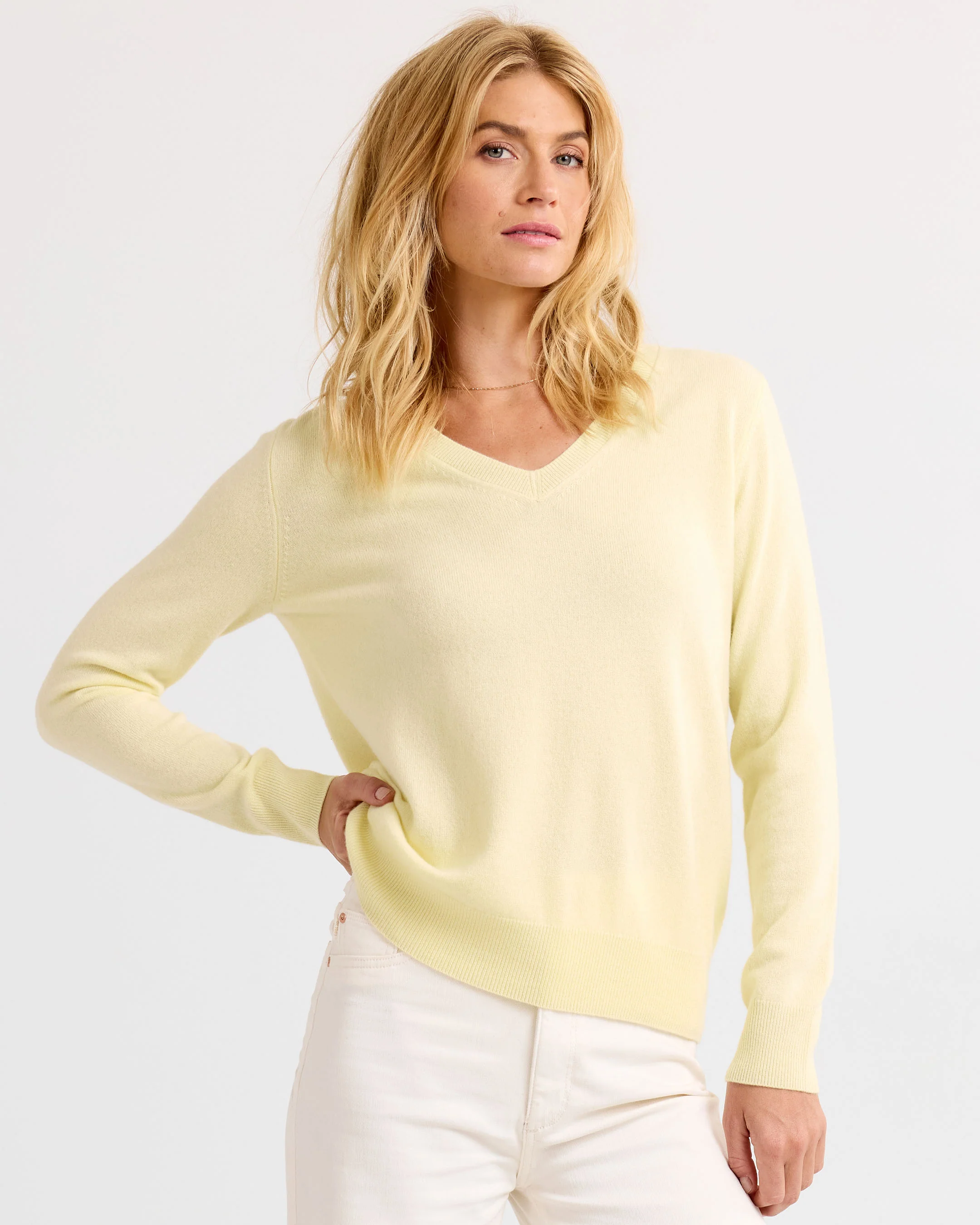 Essential Cashmere V-Neck - Image 6