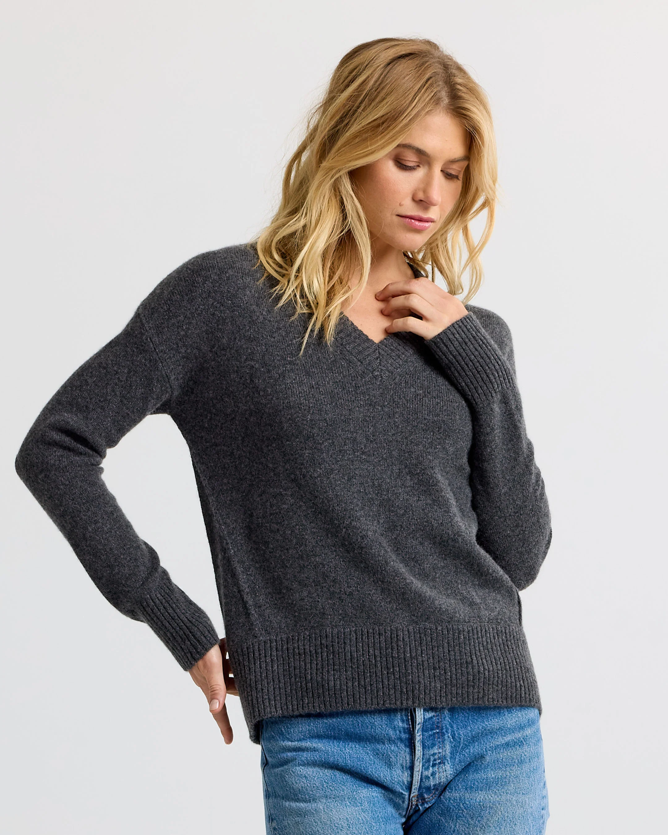 Cashmere Forward Seam V-Neck - Image 4