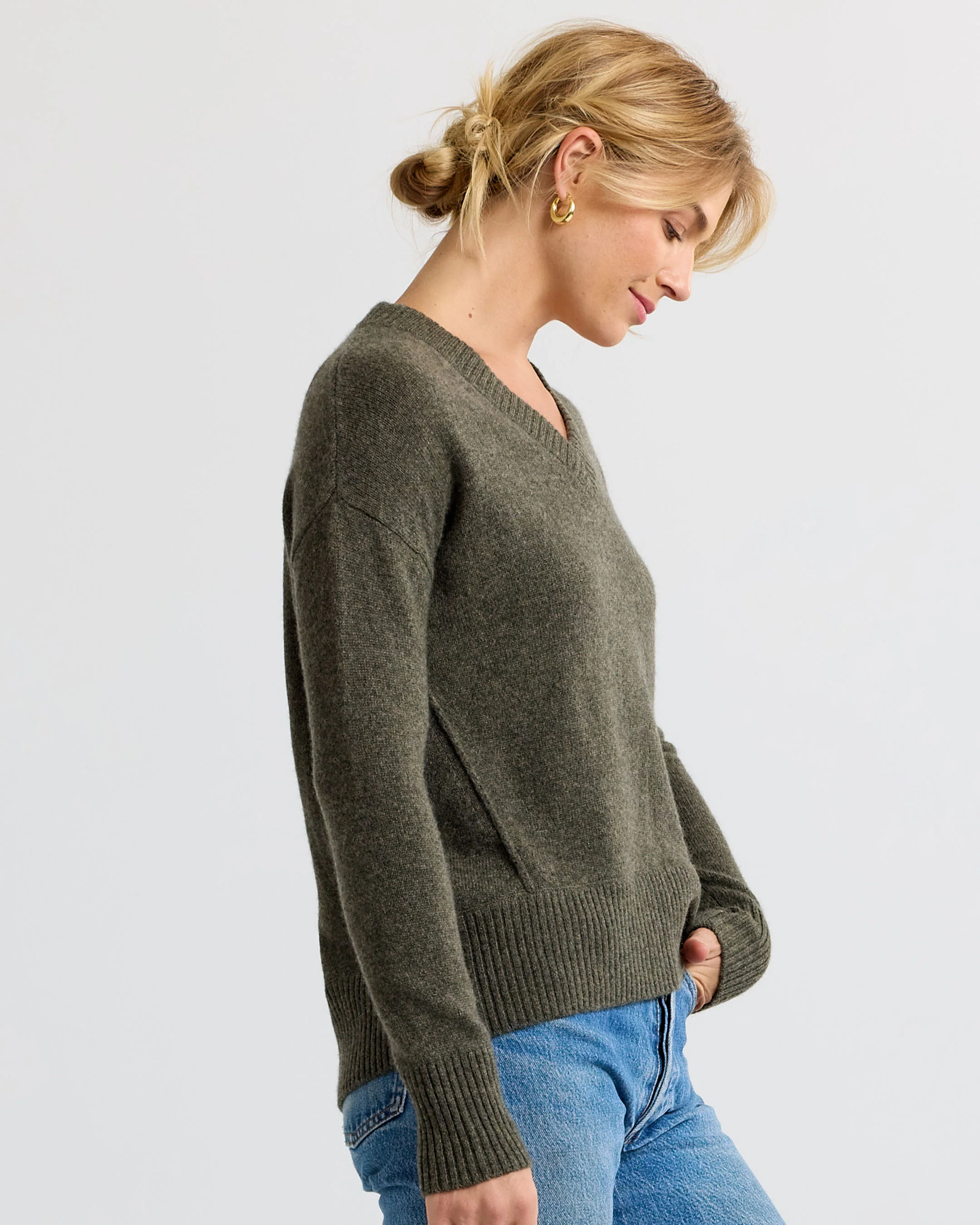 Cashmere Forward Seam V-Neck - Image 3