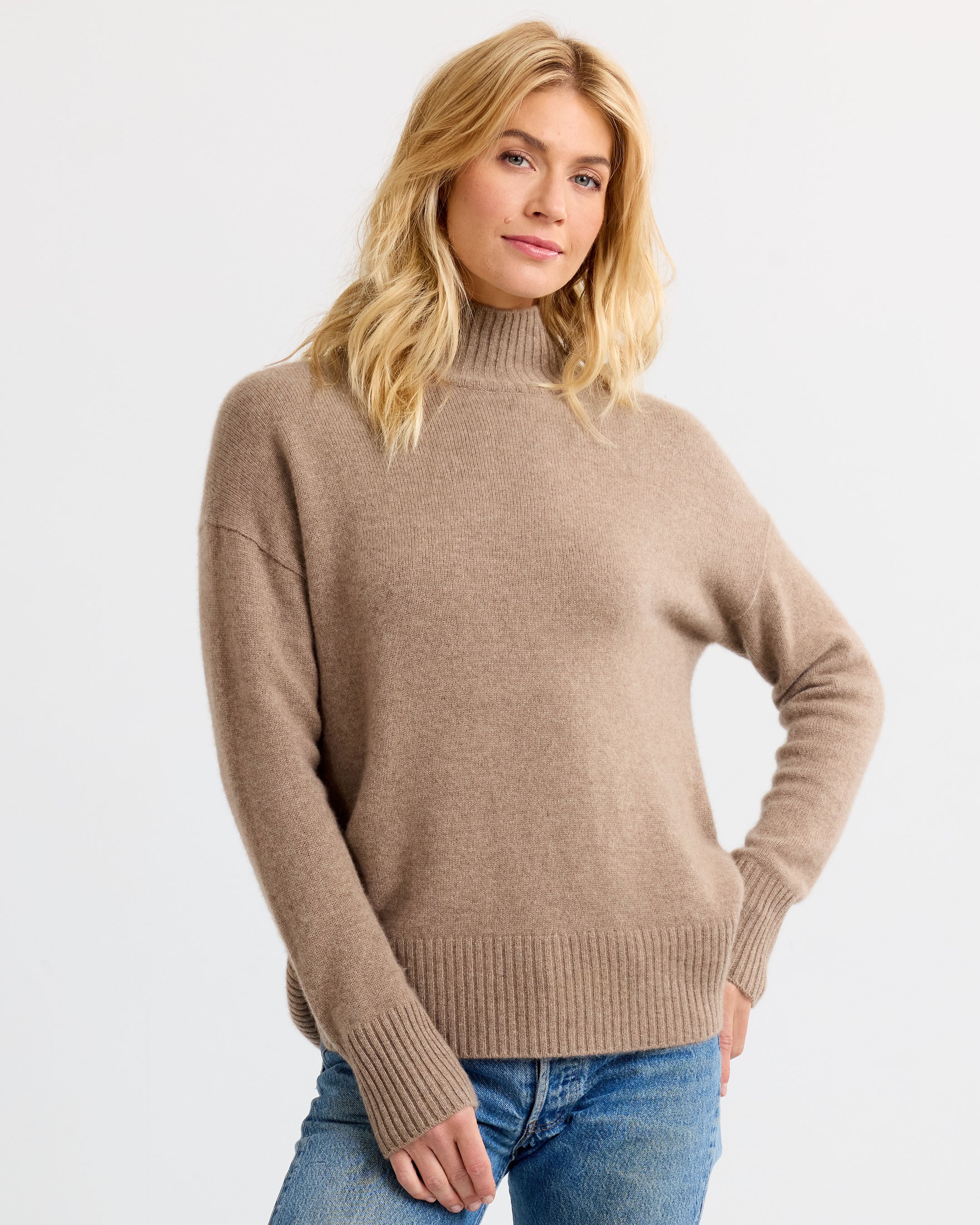 Oversized Cashmere Pullover - Image 7