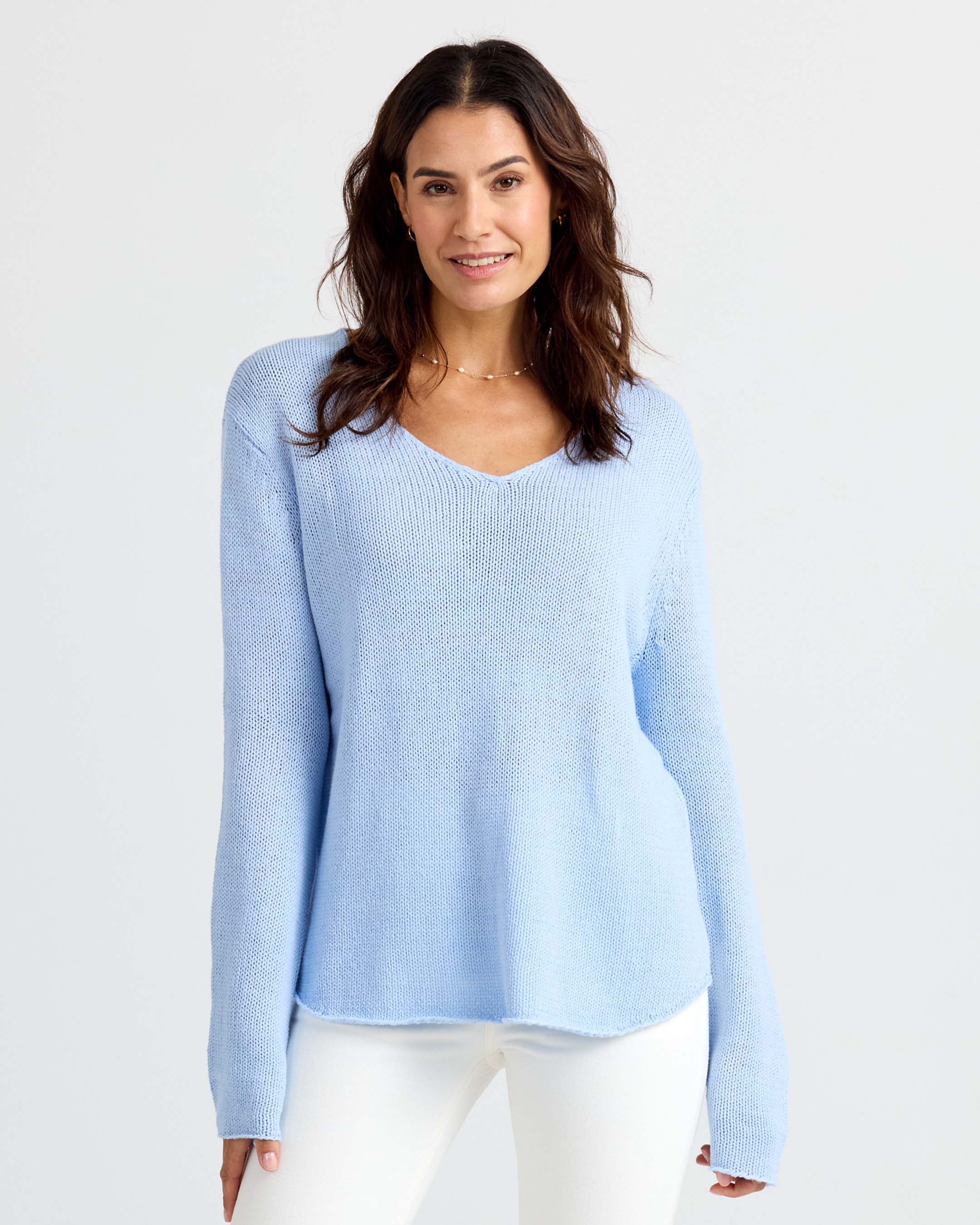 Round Edge V-Neck - Image 3